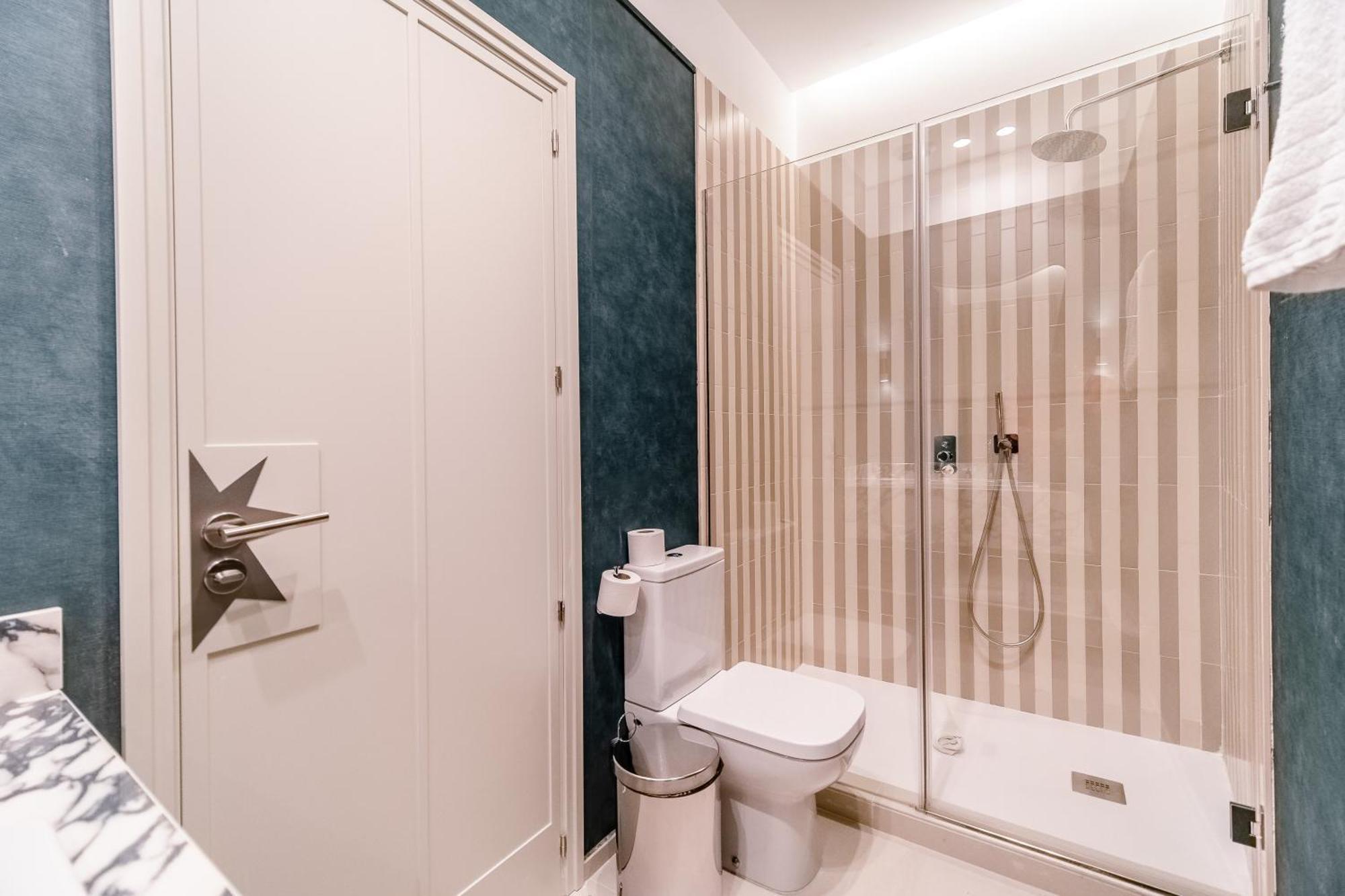 Apartamentos Soho Boutique Hoy No Me Puedo Levantar Madrid Exterior photo